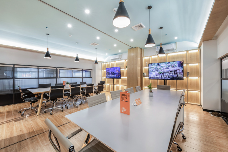 shenzhen众里创新社区·洪浪北共享办公空间(联合办公空间)-会议室