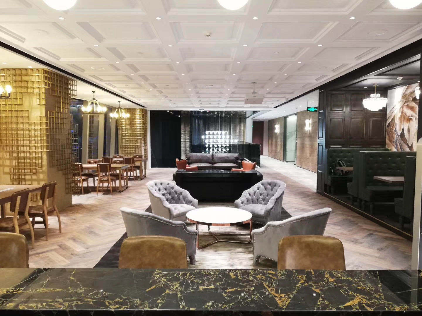 【德事商务中心（深圳湾钻石塔）10人会议室】深圳办公场地租赁_联合办公租赁