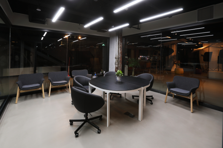 响午匠人坊 首层会议室