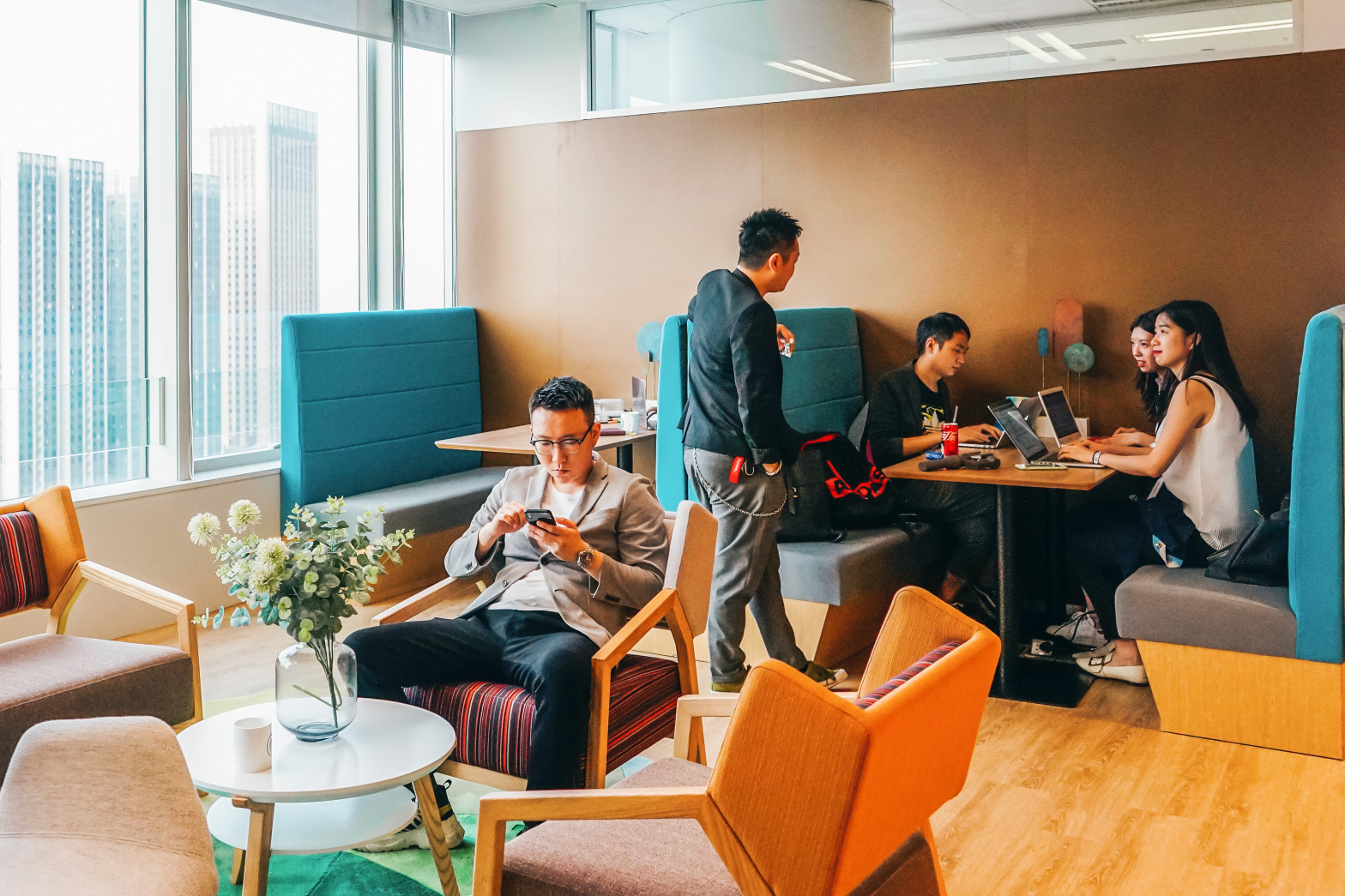 【广州目林联合办公环汇空间街景3人间办公室】广州办公场地租赁_联合办公租赁