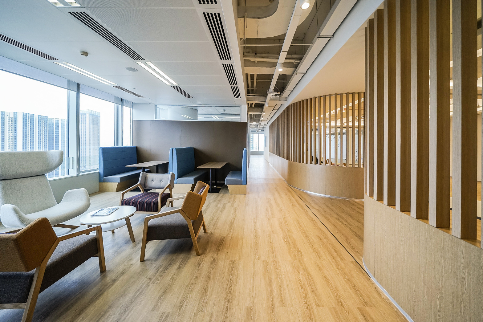 【广州目林联合办公环汇空间街景3人间办公室】广州办公场地租赁_联合办公租赁