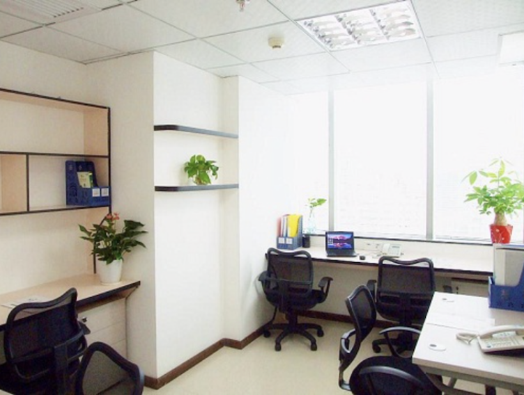 创富港（太平洋保险大厦）4人办公室