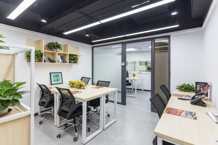 【创富港（海荟城）8人办公室】广州办公场地租赁_联合办公租赁