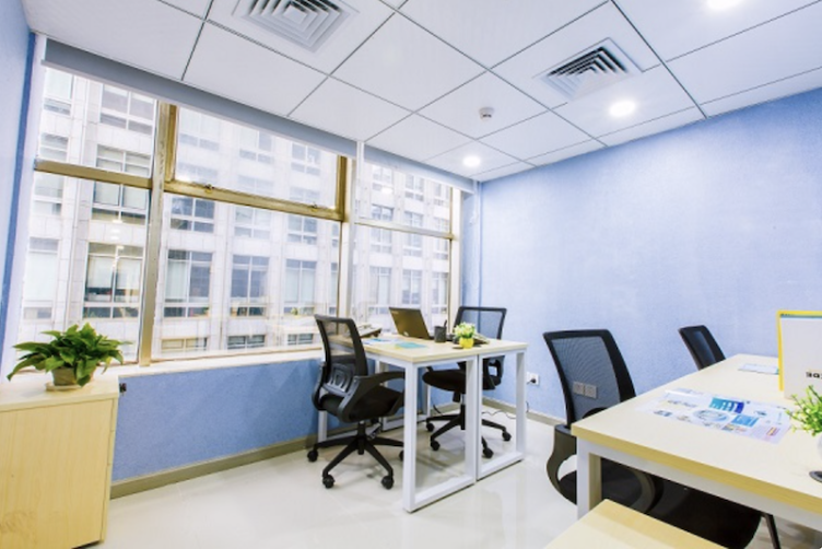 【创富港（百货广场大厦西座(13楼)2人办公室】深圳办公场地租赁_联合办公租赁