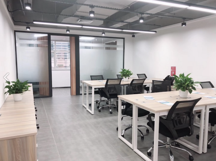 【创富港（新城广场大厦(3层)6人办公室】深圳办公场地租赁_联合办公租赁