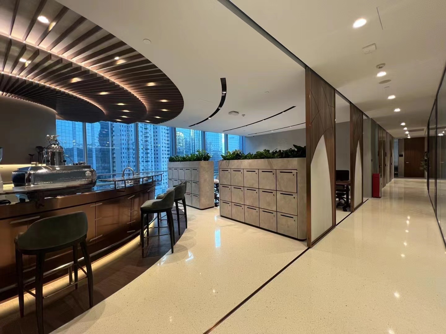 【德事商务中心（太古汇）8人会议室（07B）】广州办公场地租赁_联合办公租赁