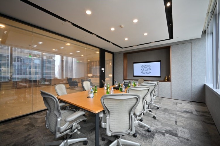 德事商务中心（嘉里建设广场二座）10人会议室（15A）