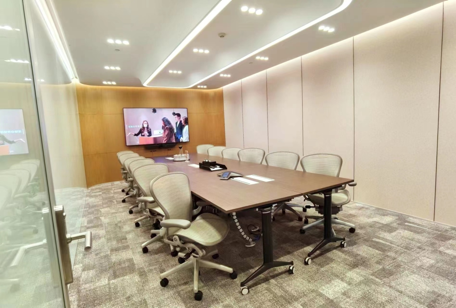 【德事商务中心（嘉里建设广场三座）】深圳办公场地租赁_联合办公租赁