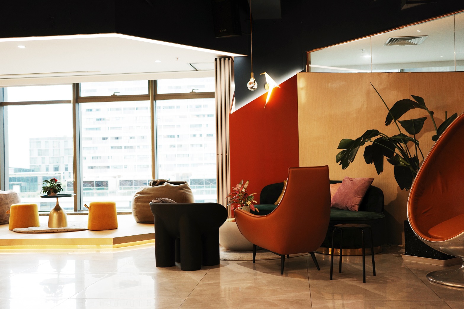 【星维路XVALUE豪威科技大厦13F 11人双采光办公室】深圳办公场地租赁_联合办公租赁