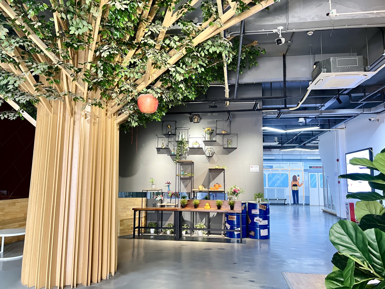 【百汇天地20人会议室】广州办公场地租赁_联合办公租赁