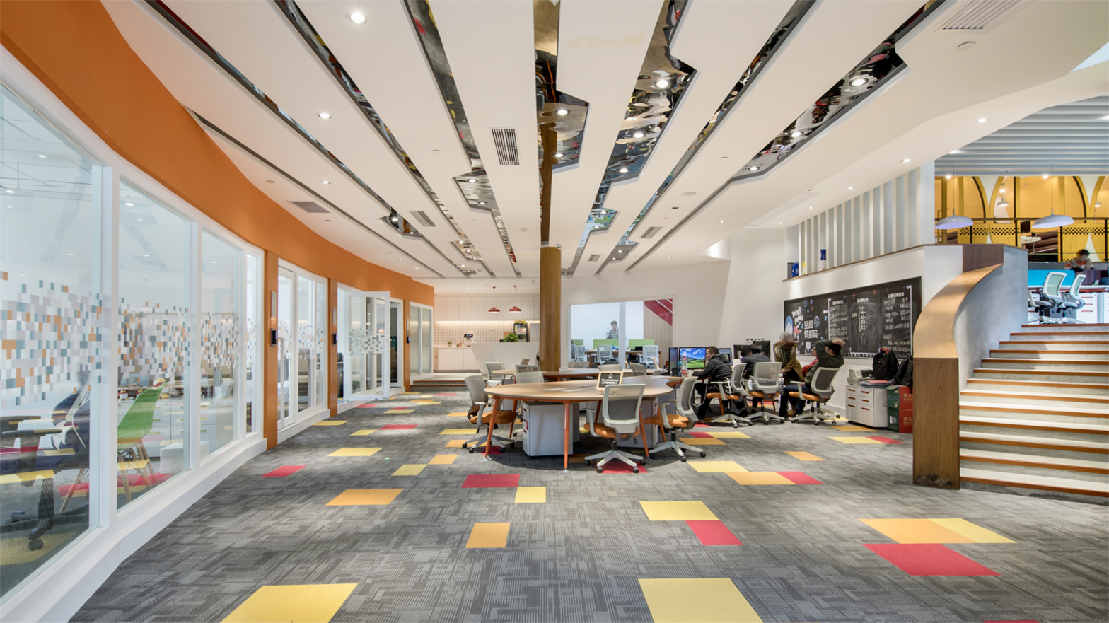 【七客联创（中信）国际社区】广州办公场地租赁_联合办公租赁