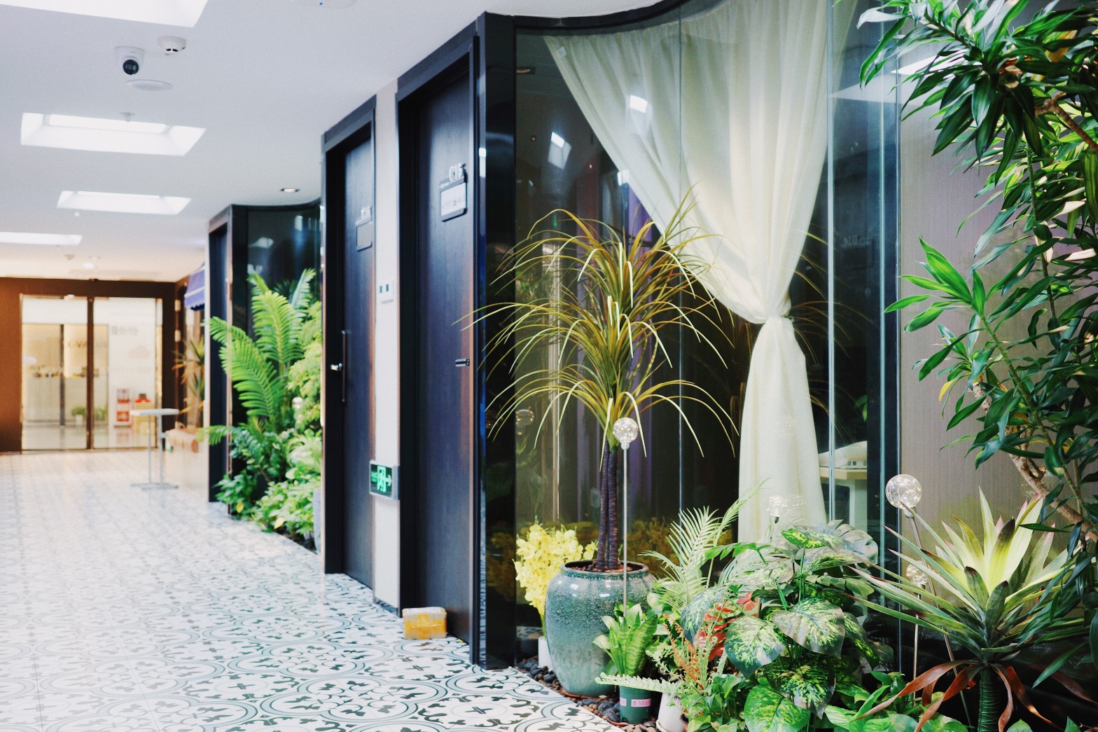 【XVALUE电子科技大厦空间 精装办公室 1+1格局】深圳办公场地租赁_联合办公租赁