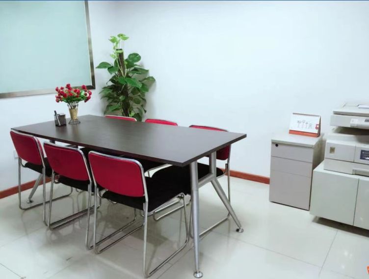 【创富港（赛格科技工业园4栋(5楼)  8人会议室】深圳办公场地租赁_联合办公租赁