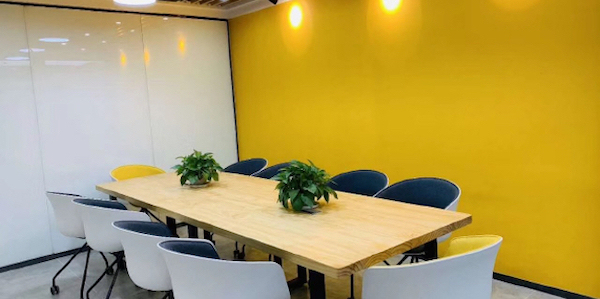 【创富港（前海香缤大厦）10人会议室】深圳办公场地租赁_联合办公租赁