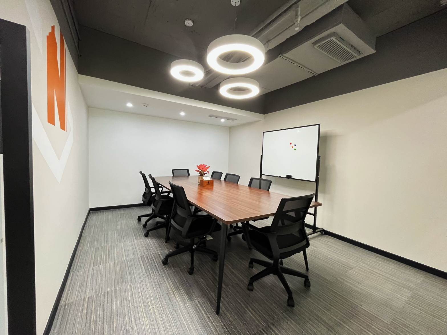 【Newspace(光大店)】广州办公场地租赁_联合办公租赁