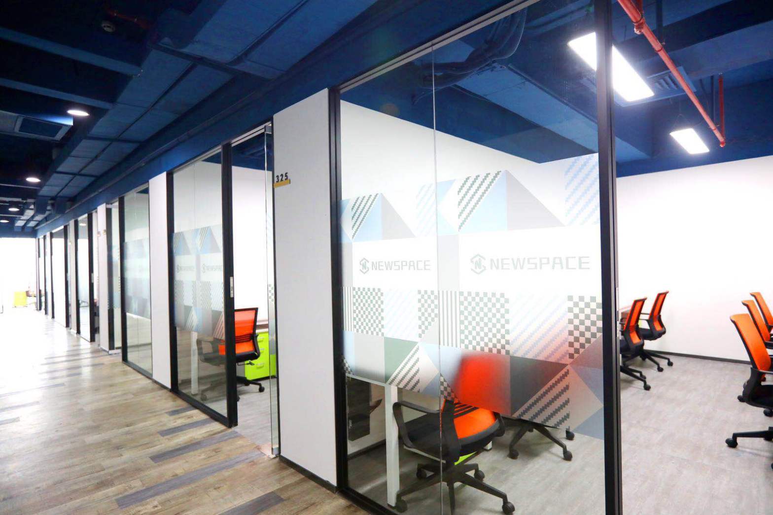 【Newspace(越秀店）8人间办公室】广州办公场地租赁_联合办公租赁