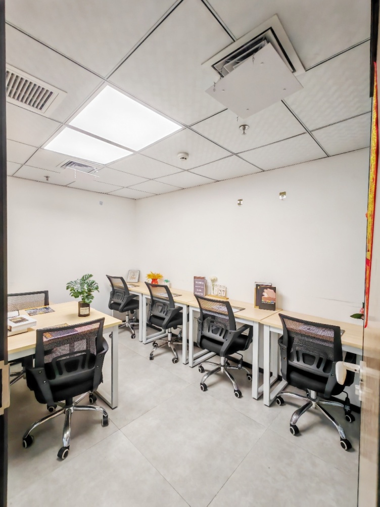 创富港（红盾大厦14楼 ）标准6人间办公室B09房