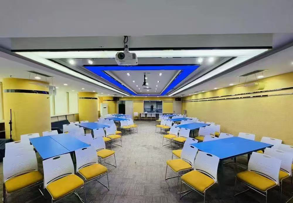 【创富港（中华国际中心）靠窗2人间办公室A30】广州办公场地租赁_联合办公租赁