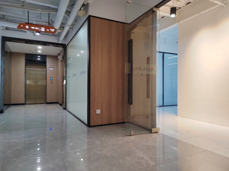 乐天智谷精装办公单元B4001