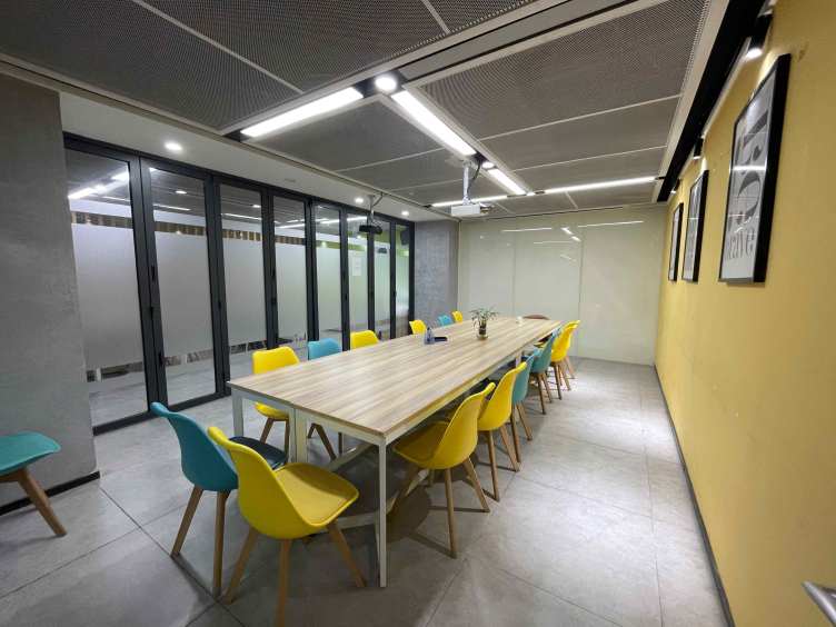 创富港（新城广场大厦(3层)  10人会议室 创富港（新城广场大厦(3层) Shenzhen China|CPASS