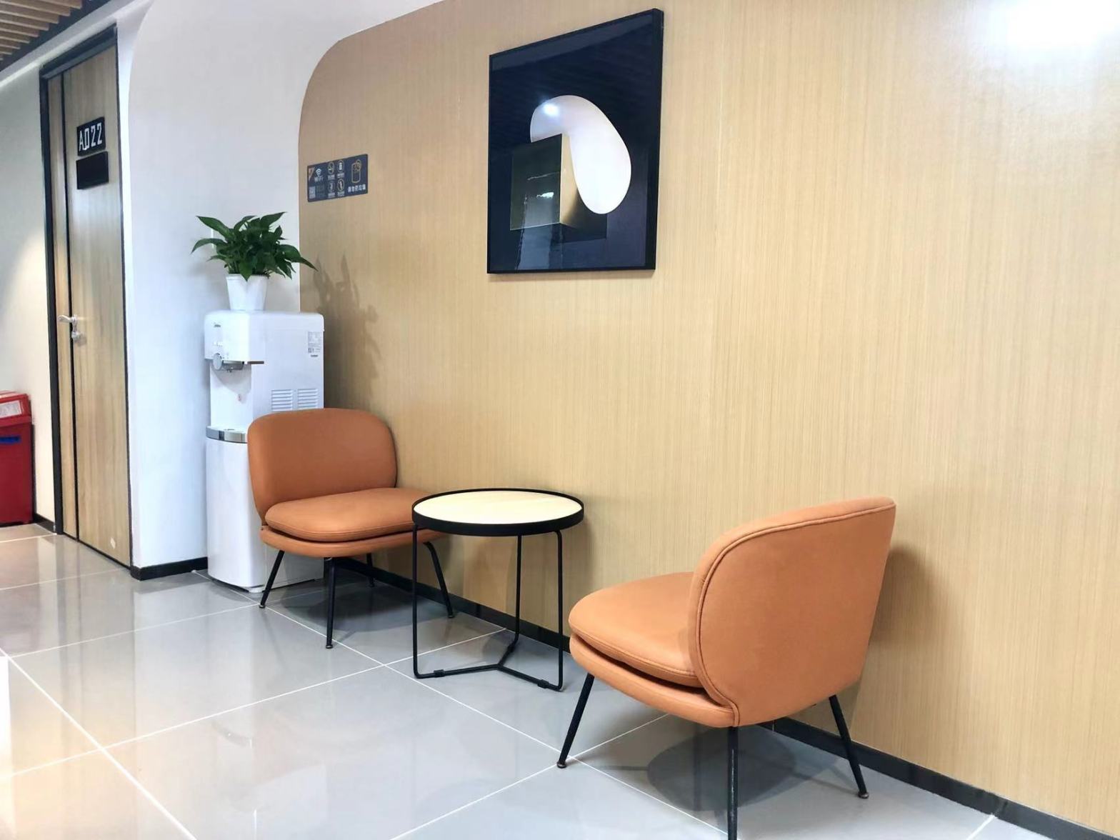 【创富港（金丰城大厦A座(22楼)  8人会议室】深圳办公场地租赁_联合办公租赁