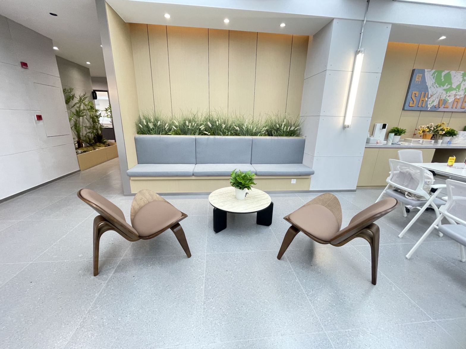 创富港（龙岗金利商业广场）M05会议室（4小时起订,可容纳16-32人） 创富港（龙岗金利商业广场） Shenzhen China|CPASS