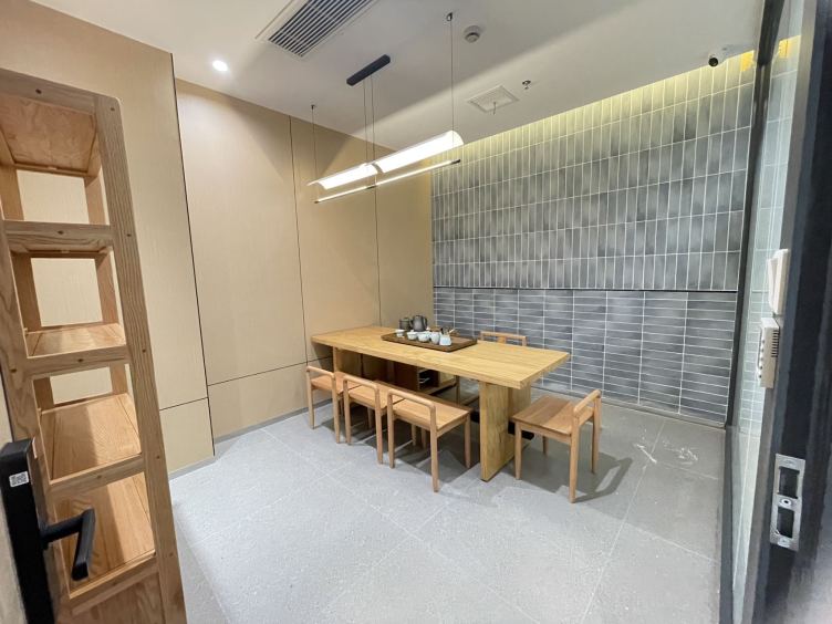 创富港（龙岗金利商业广场）茶室1（可容纳5人）