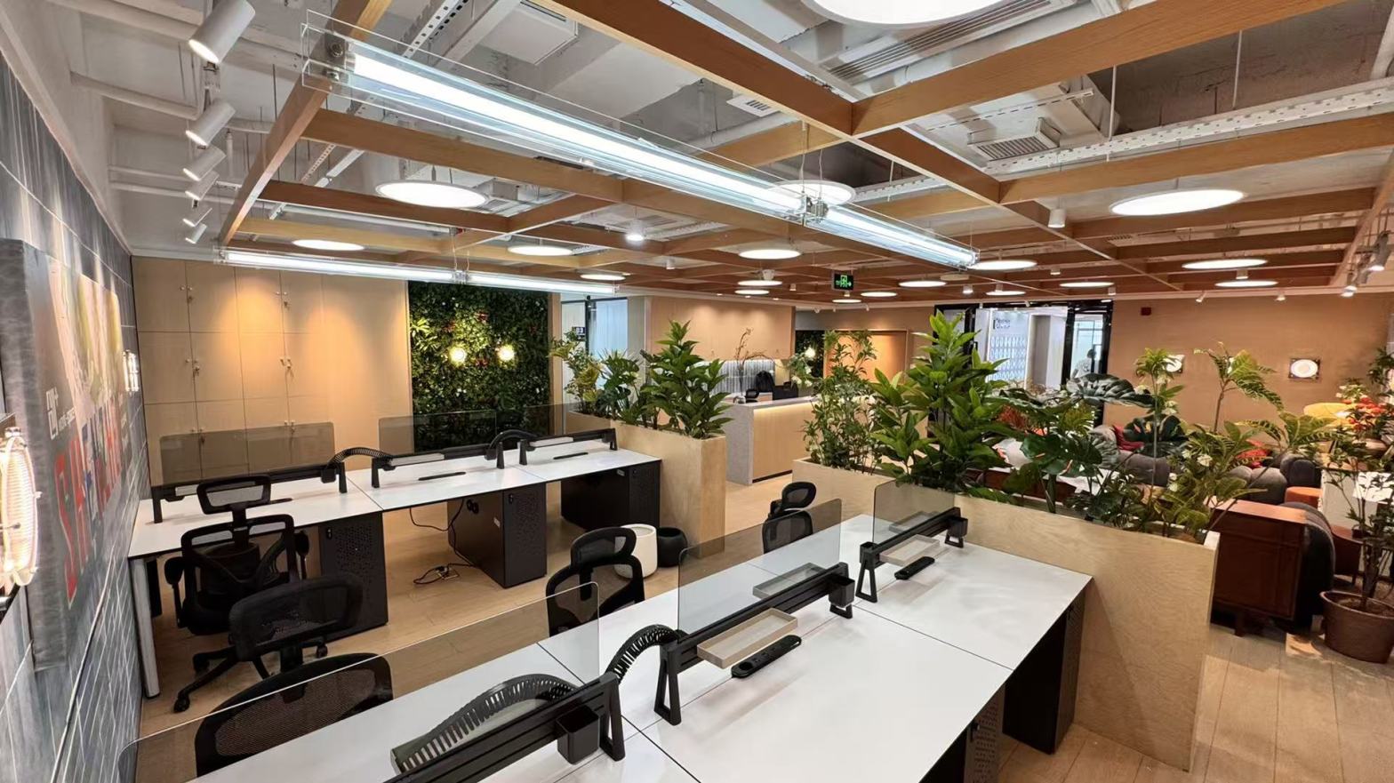 【创富港南山书城卡位】深圳办公场地租赁_联合办公租赁