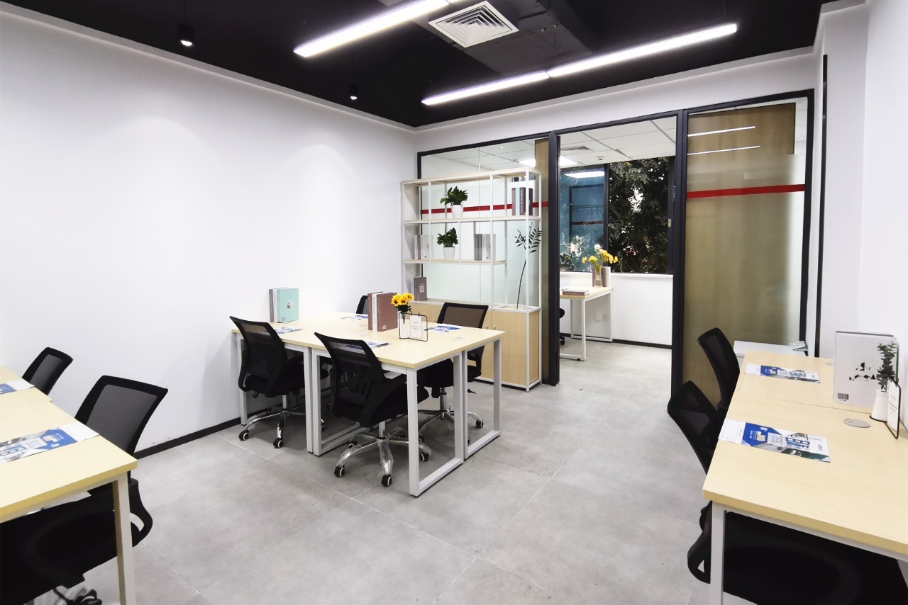 【创富港金悦1+1套间】广州办公场地租赁_联合办公租赁