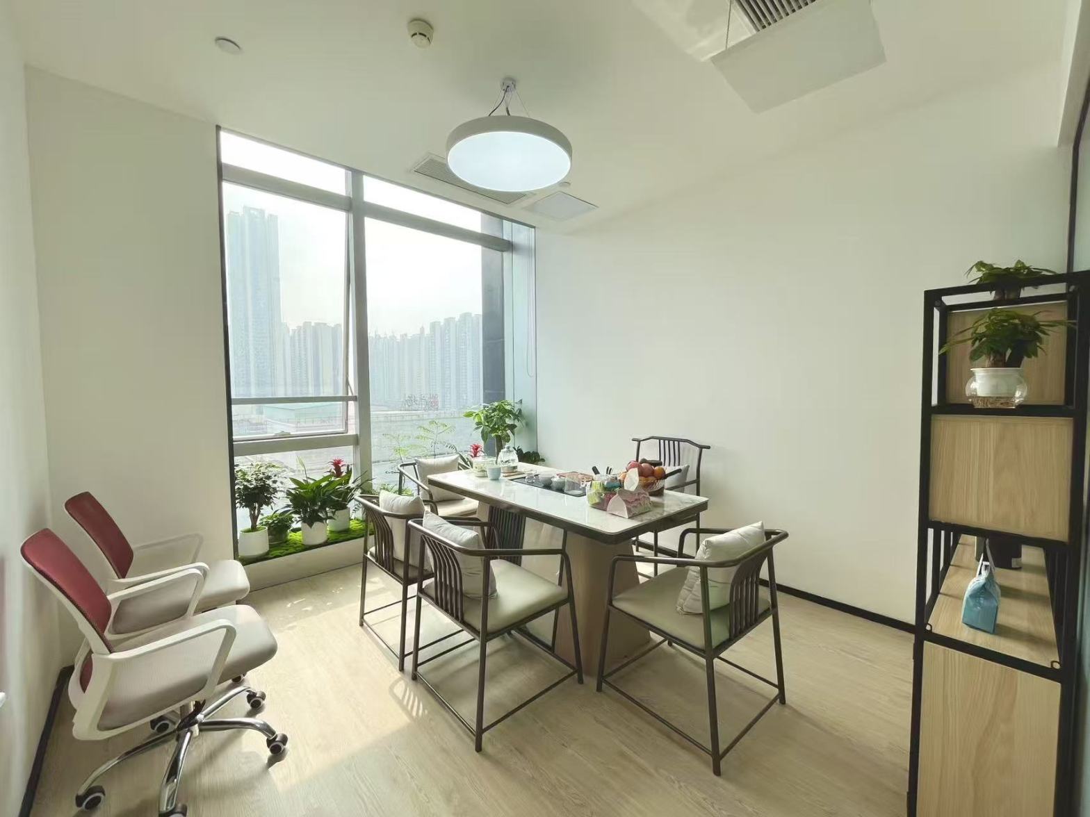 【创富港广州银行大厦1+1套间】广州办公场地租赁_联合办公租赁